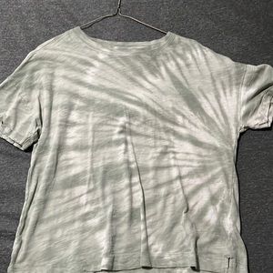 Walmart Brand green tie dye women’s t-shirt size medium